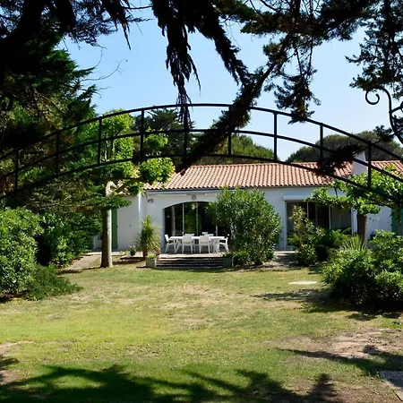 بيت للعطل Ravissante En Bord De Aux Grenettes *