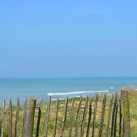 Ravissante En Bord De Aux Grenettes *