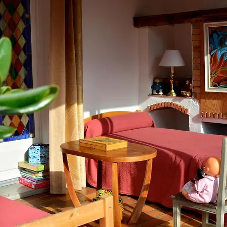 Ravissante En Bord De Aux Grenettes *